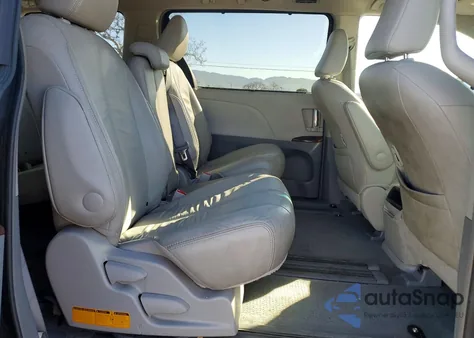 2012 Toyota Sienna Xle из США, поврежденный, VIN 5TDYK3DC0CS233414